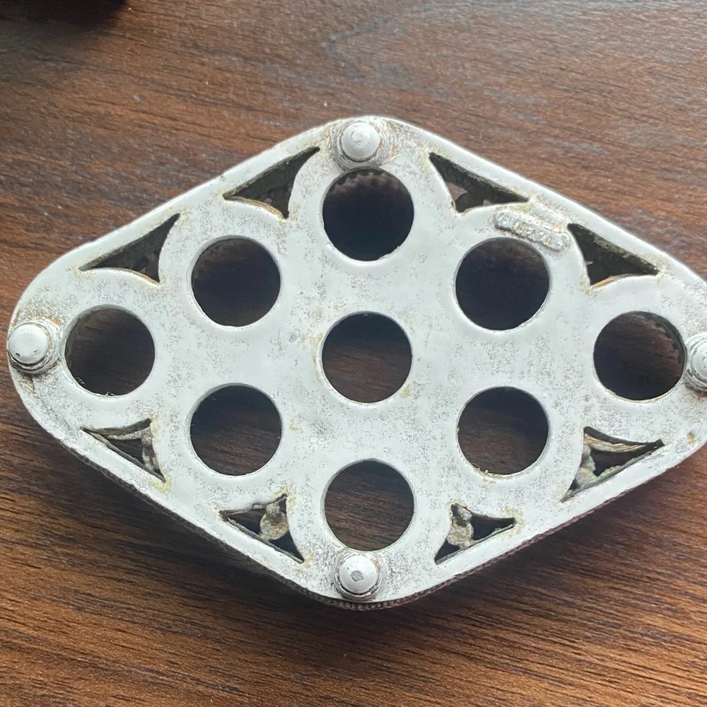 Vintage Florenza metal lipstick holder.1950’s